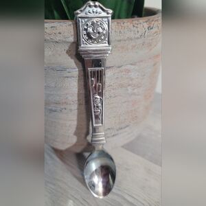 Avon Vintage Hickory Dickory Dock Clock Baby Spoon~Stainless Steel~Japan